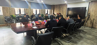 濱江區(qū)領(lǐng)導(dǎo)為華新機電送新春祝福